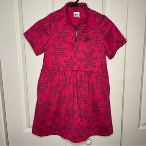 Nike Sportswear Girls Size Medium Printed Short Sleeve Dress Pockets Zip
